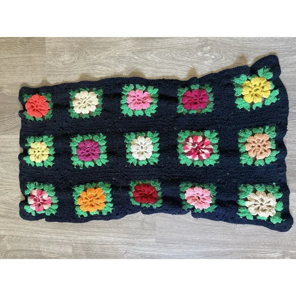 Vintage Handmade Crochet 3D Flower Granny Square Afghan Blanket 36x20